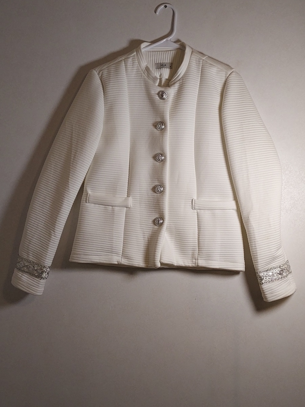 VLD Jacket In White SIZE small
